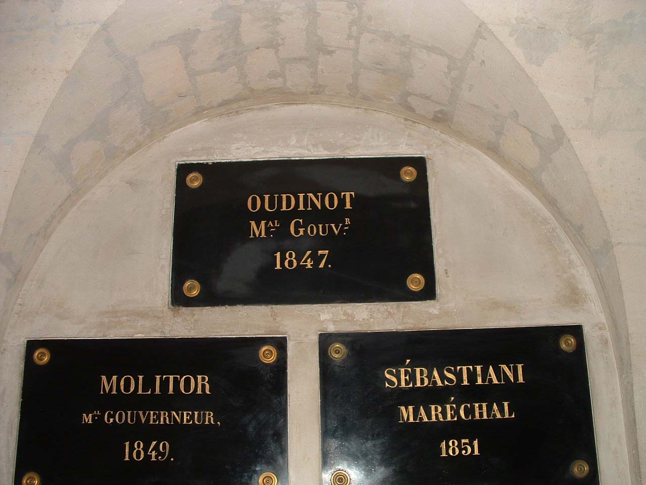 Plaque du tombeau du Maréchal